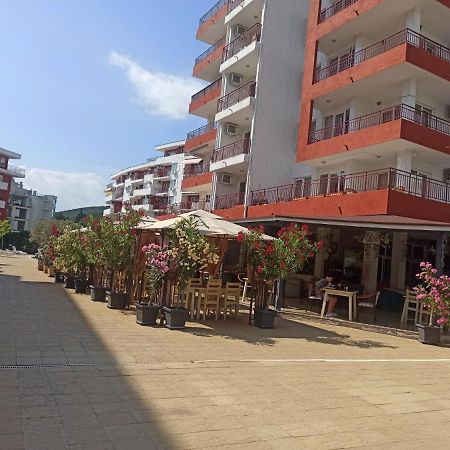 Частни Апартаменти За Гости - Панорама Бийч-Форд Нокс Sveti Vlas Esterno foto